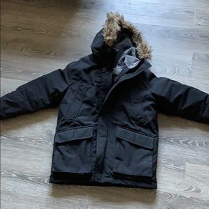 Boys winter coat GAP size M HUSKY